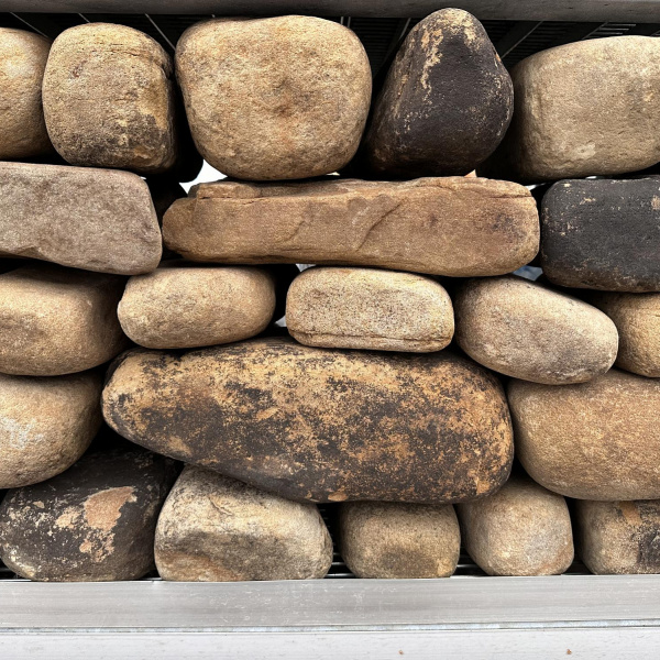 Камень для подпорной стенки речной толщ. 70-120 мм