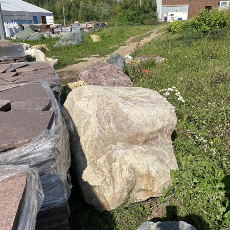 Валун речной кварц фр. 100+ см