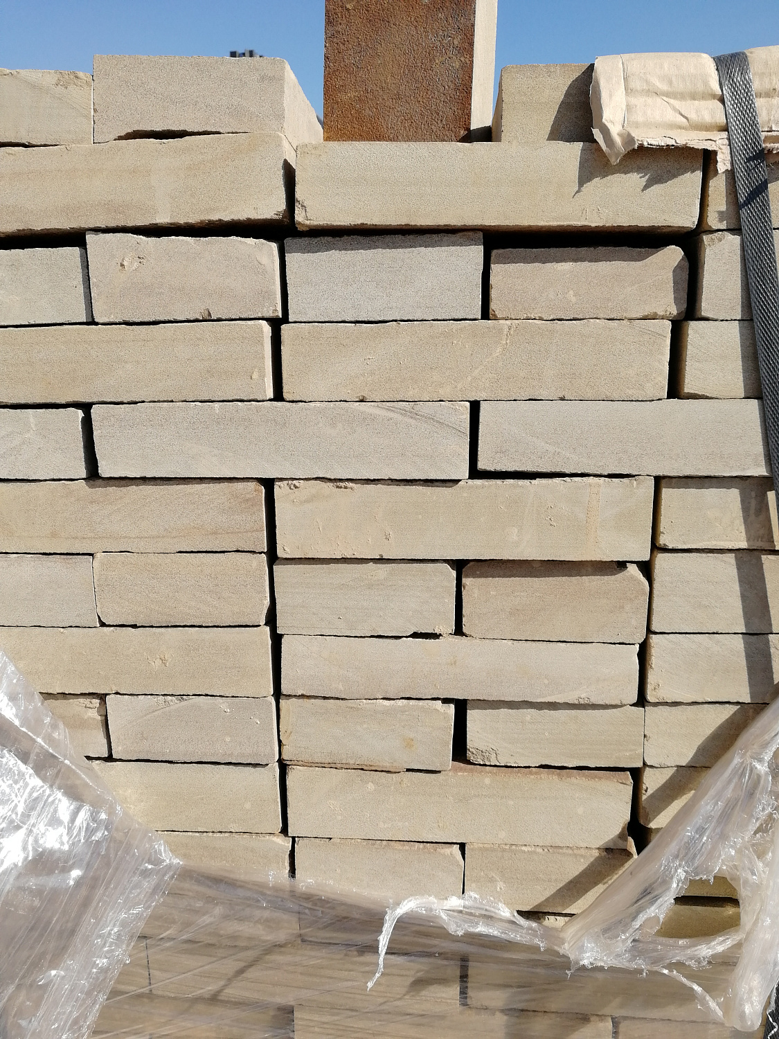 Брусчатка из песчаника терракотовая пиленая