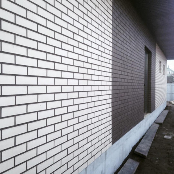 Облицовочный кирпич Белый Железногорский кирпичный завод 1нф гладкий