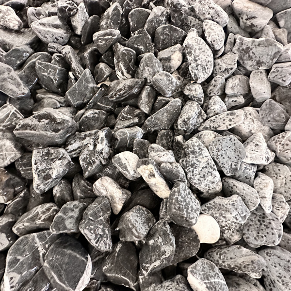 Галька речная черная фр. 20-40 мм