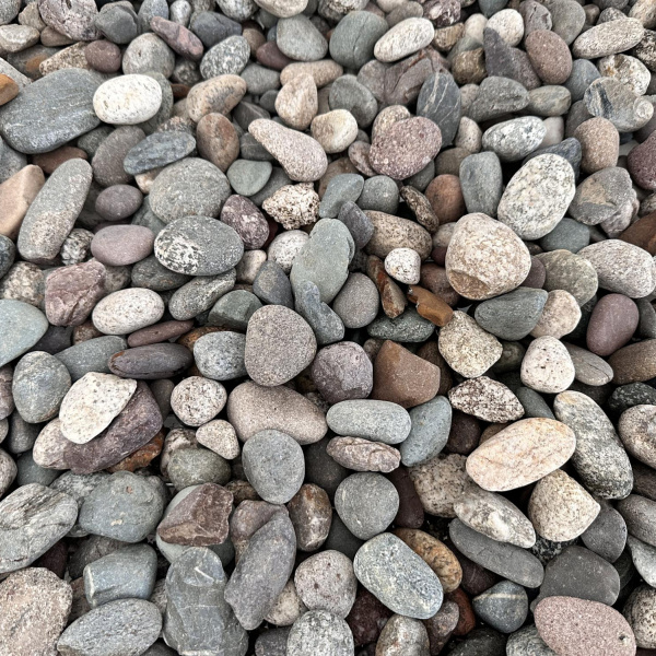 Галька речная разноцветная фр. 20-40 мм