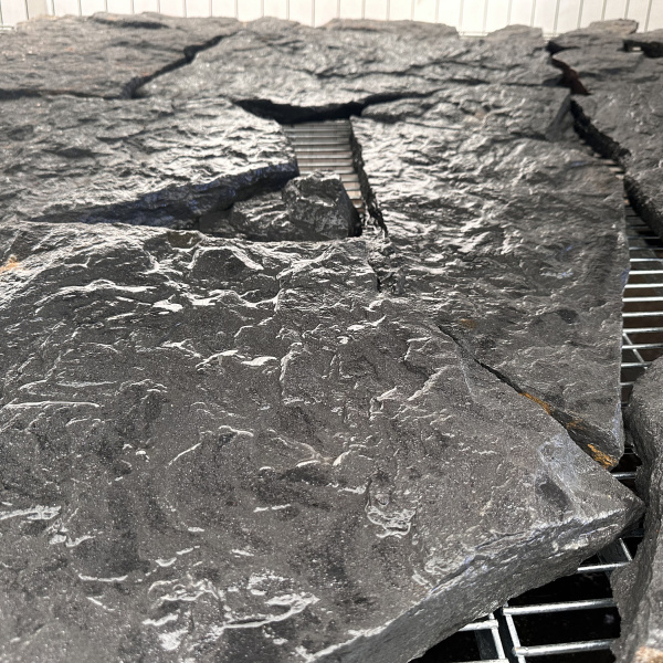 Плитняк песчаник дикий "Дракон" серо-синий толщ. 20-30 мм