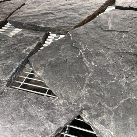 Плитняк сланец дикий малахит (средний формат) толщ. 15-25 мм