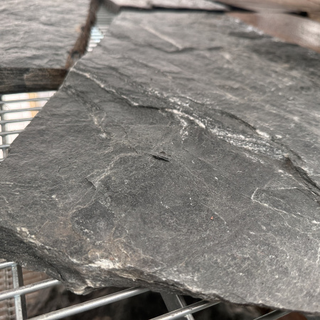 Плитняк сланец дикий малахит (средний формат) толщ. 15-25 мм