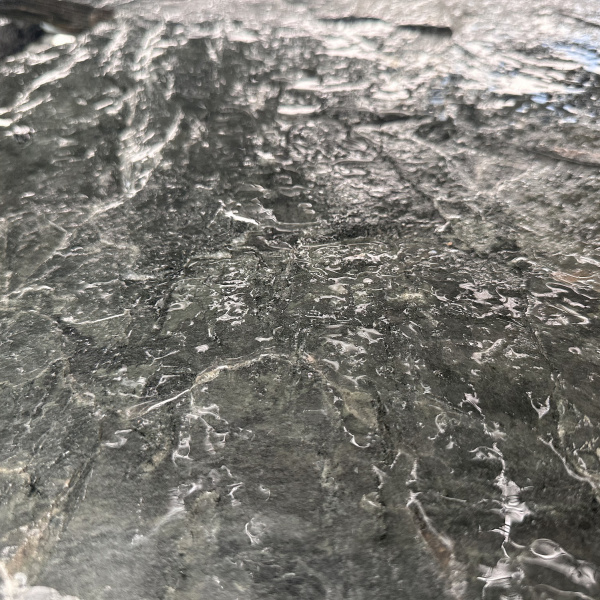 Плитняк сланец дикий малахит (средний формат) толщ. 15-25 мм