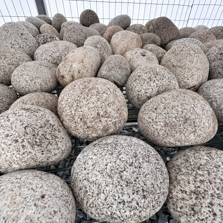 Галька речная белая "Альбинос" фр. 90-150 мм