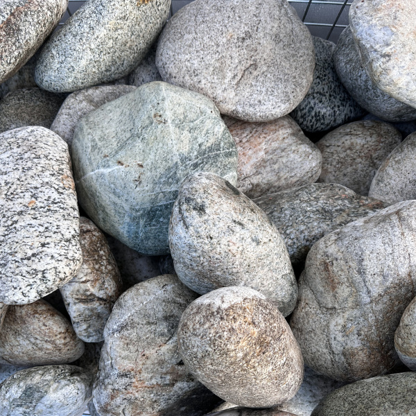 Валун речной белый "Альбинос" фр. 20-40 см