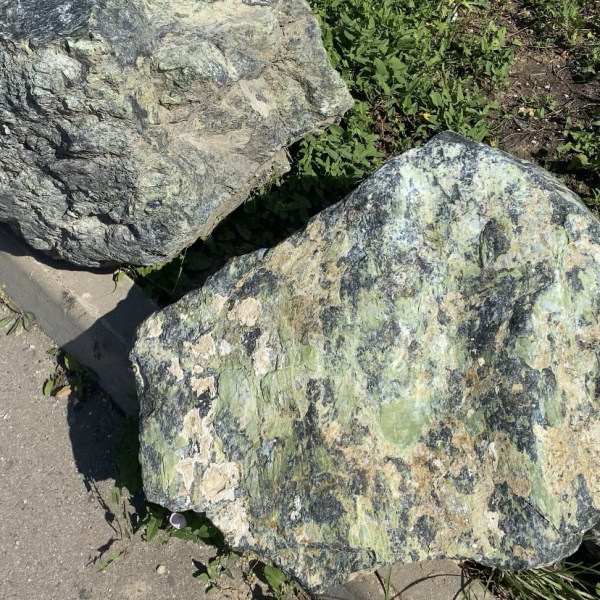 Змеевик фр. 70+ см