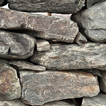 Камень для подпорной стенки диабаз толщ. 150-300 мм