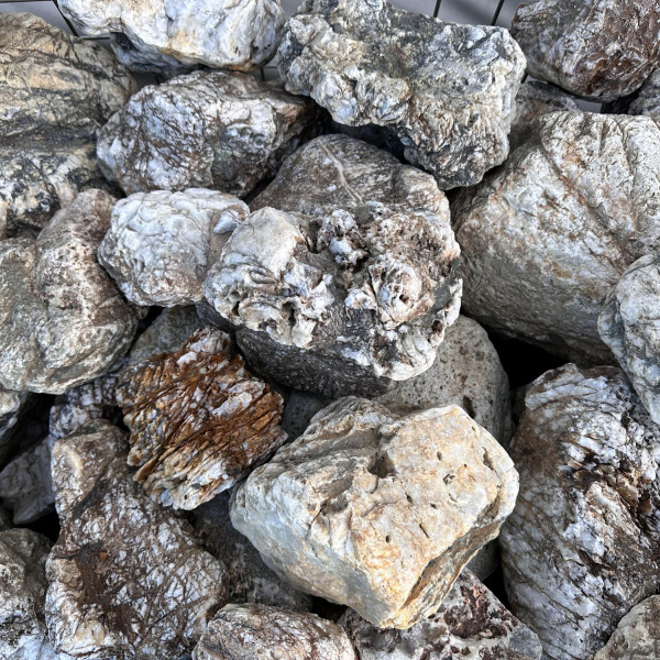 Бутовый камень кварц фр. 20-40 см