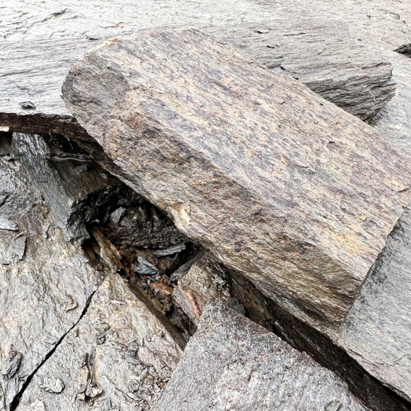 Плитняк сланец дикий "Старая Англия" толщ. 20-30 мм