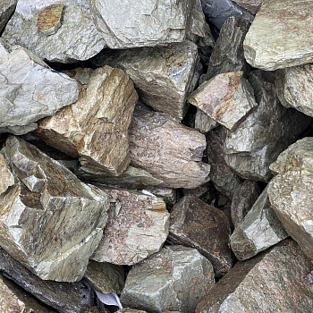 Бутовый камень салатовый фр. 20-40 см