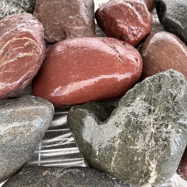 Галька речная разноцветная фр. 100-200 мм